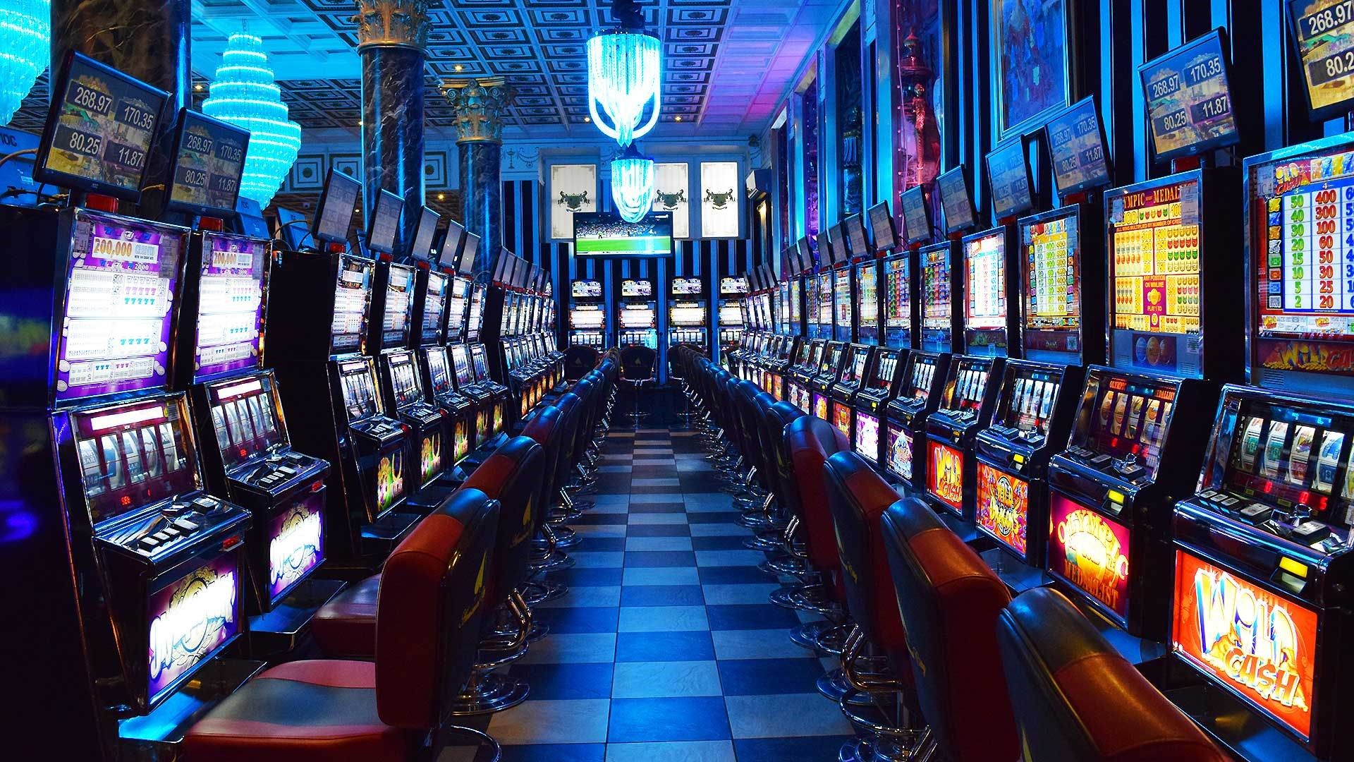 Slot Makinelerinde Kazanma Sanatı: Stratejiler ve İpuçları